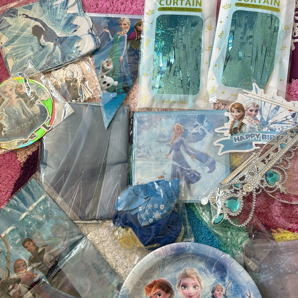 Frozen Party Decoration Set - Blue and Silver
